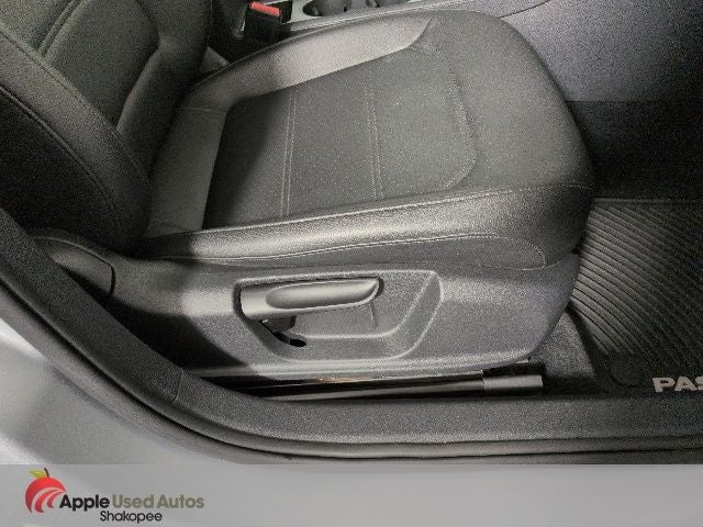 2013 Volkswagen Passat 2.5 SE