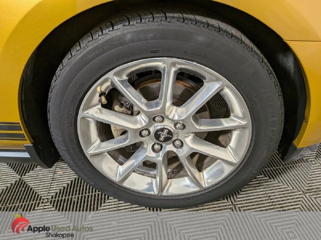 2010 Ford Mustang V6 Glass Pony