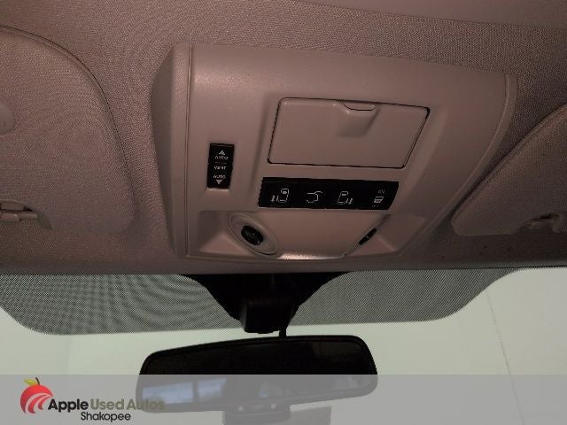 2012 Chrysler Town & Country Limited