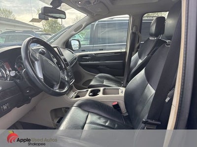 2012 Chrysler Town & Country Limited