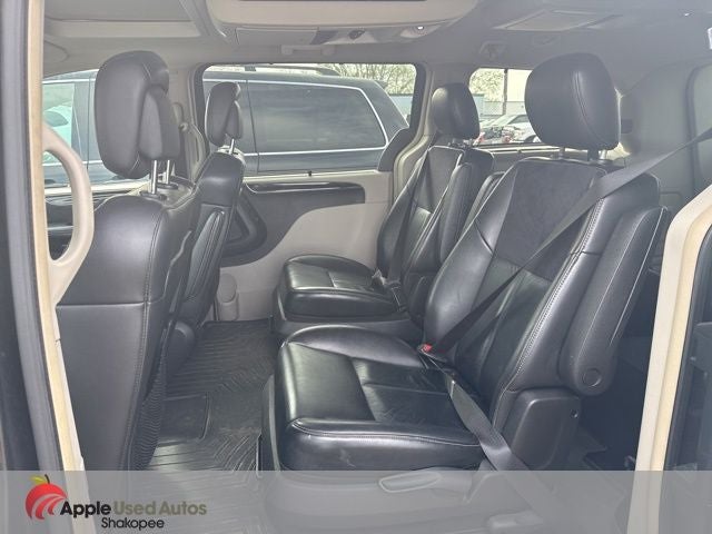 2012 Chrysler Town & Country Limited