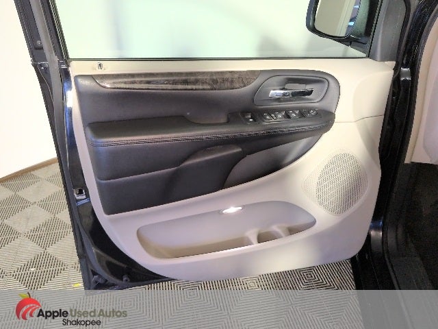 2011 Dodge Grand Caravan Crew