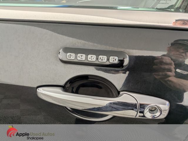 2011 Lincoln MKZ Base
