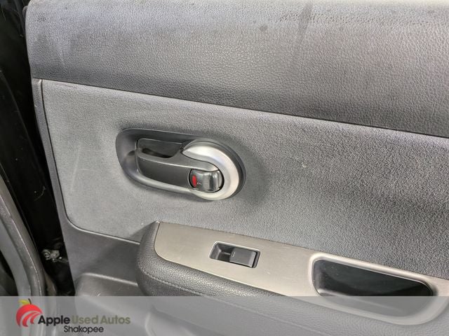 2009 Nissan Versa 1.8 S