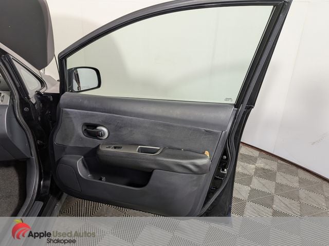 2009 Nissan Versa 1.8 S