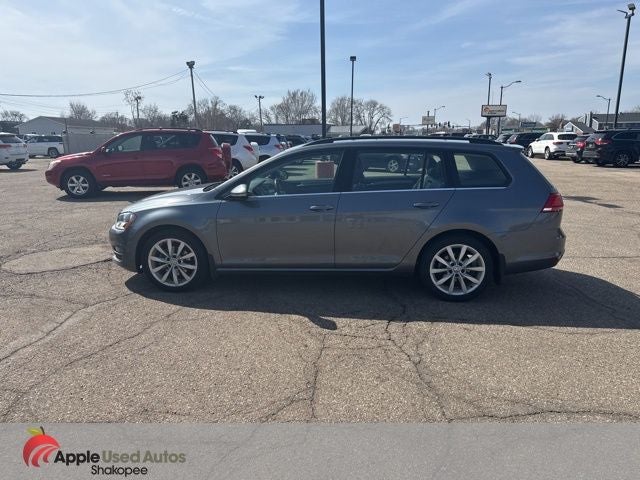 2017 Volkswagen Golf SportWagen SE