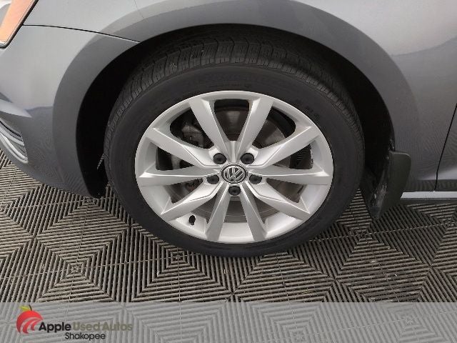 2017 Volkswagen Golf SportWagen SE