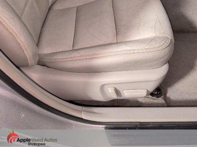 2016 Toyota Camry XLE