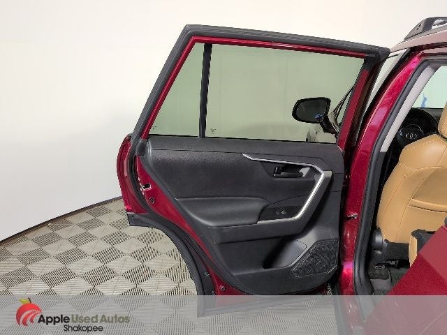 2021 Toyota RAV4 Hybrid LE