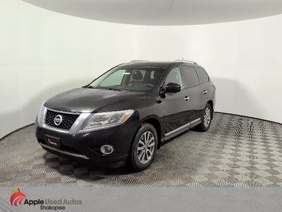 2016 Nissan Pathfinder SL
