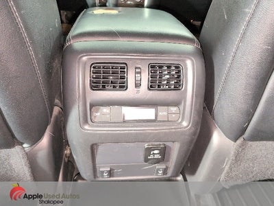 2016 Nissan Pathfinder SL