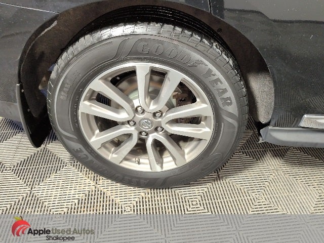 2016 Nissan Pathfinder SL