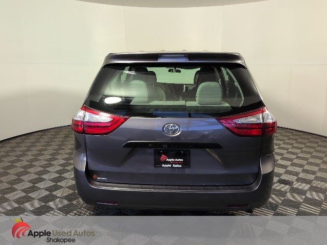 2016 Toyota Sienna L 7 Passenger