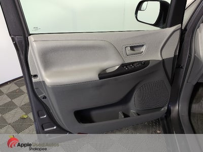 2016 Toyota Sienna L 7 Passenger