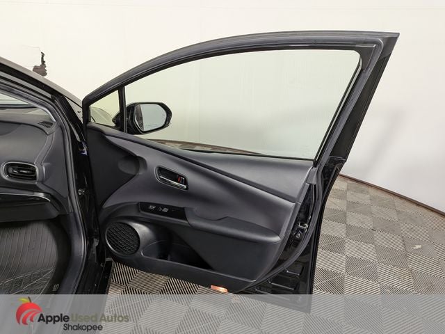 2020 Toyota Prius XLE