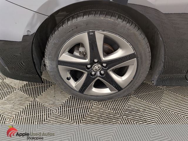 2020 Toyota Prius XLE
