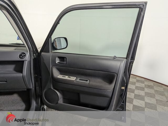 2005 Scion xB Base