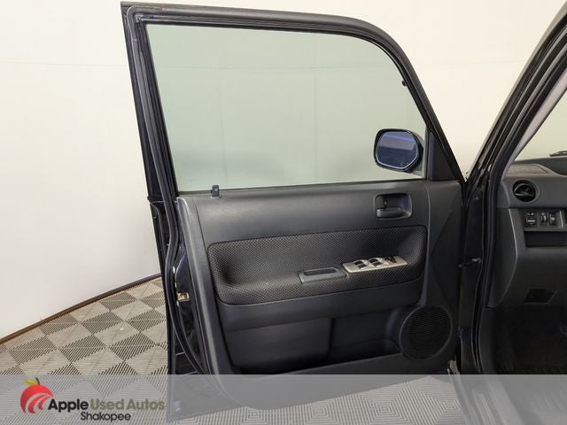 2005 Scion xB Base