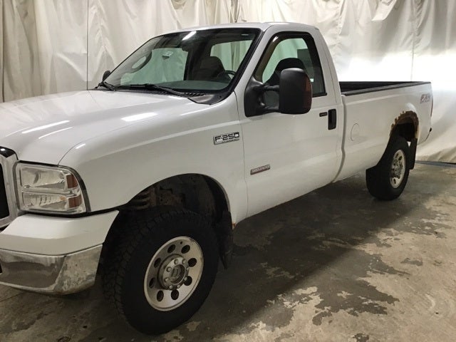 Used 2005 Ford F-250 Super Duty XL with VIN 1FTSF21P85ED33443 for sale in Apple Valley, Minnesota