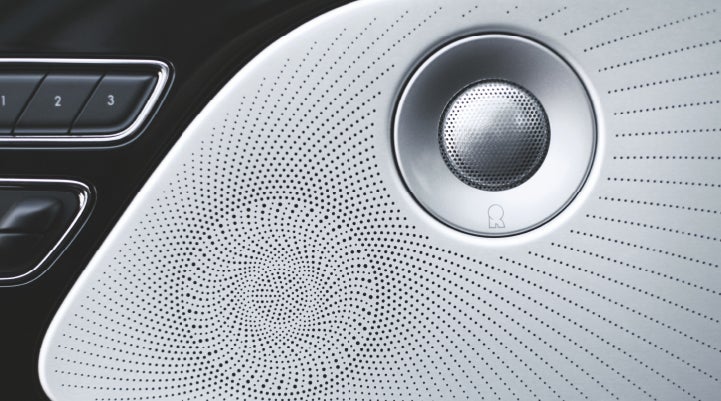 A stylish speaker cover of a 2024 Lincoln Aviator® SUV is shown | Apple Lincoln Apple Valley in Apple Valley MN