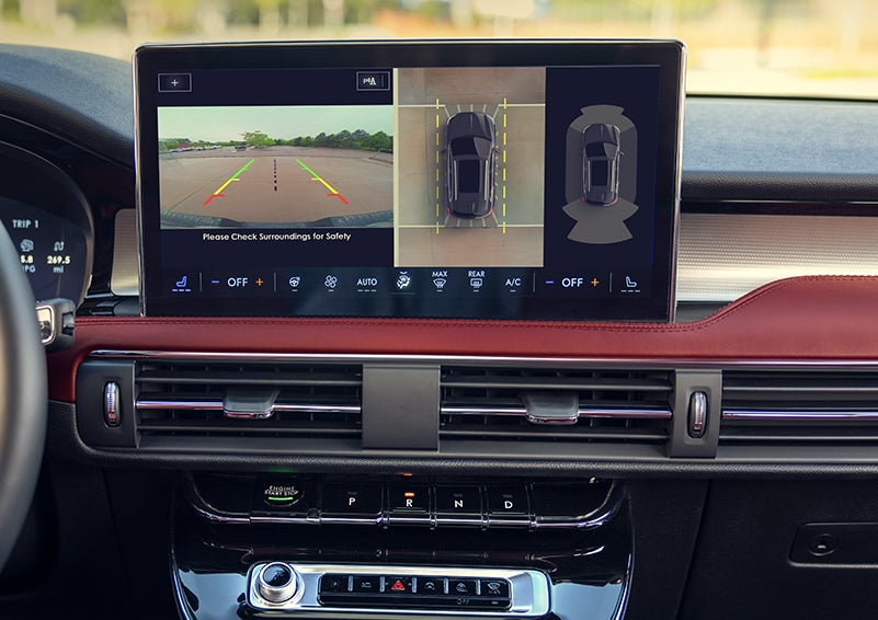 The large center touchscreen of a 2024 Lincoln Corsair® SUV is shown. | Apple Lincoln Apple Valley in Apple Valley MN