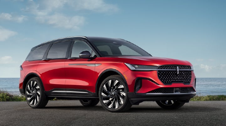 A 2026 Lincoln Nautilus® Reserve model is shown with the stylish available Jet Appearance Package. | Apple Lincoln Apple Valley in Apple Valley MN