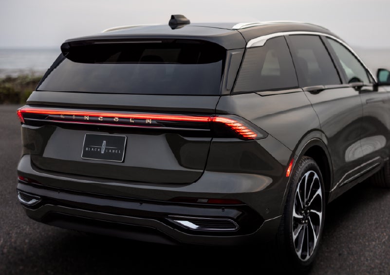 The rear of a 2026 Lincoln Black Label™ Nautilus® SUV displays full LED rear lighting. | Apple Lincoln Apple Valley in Apple Valley MN