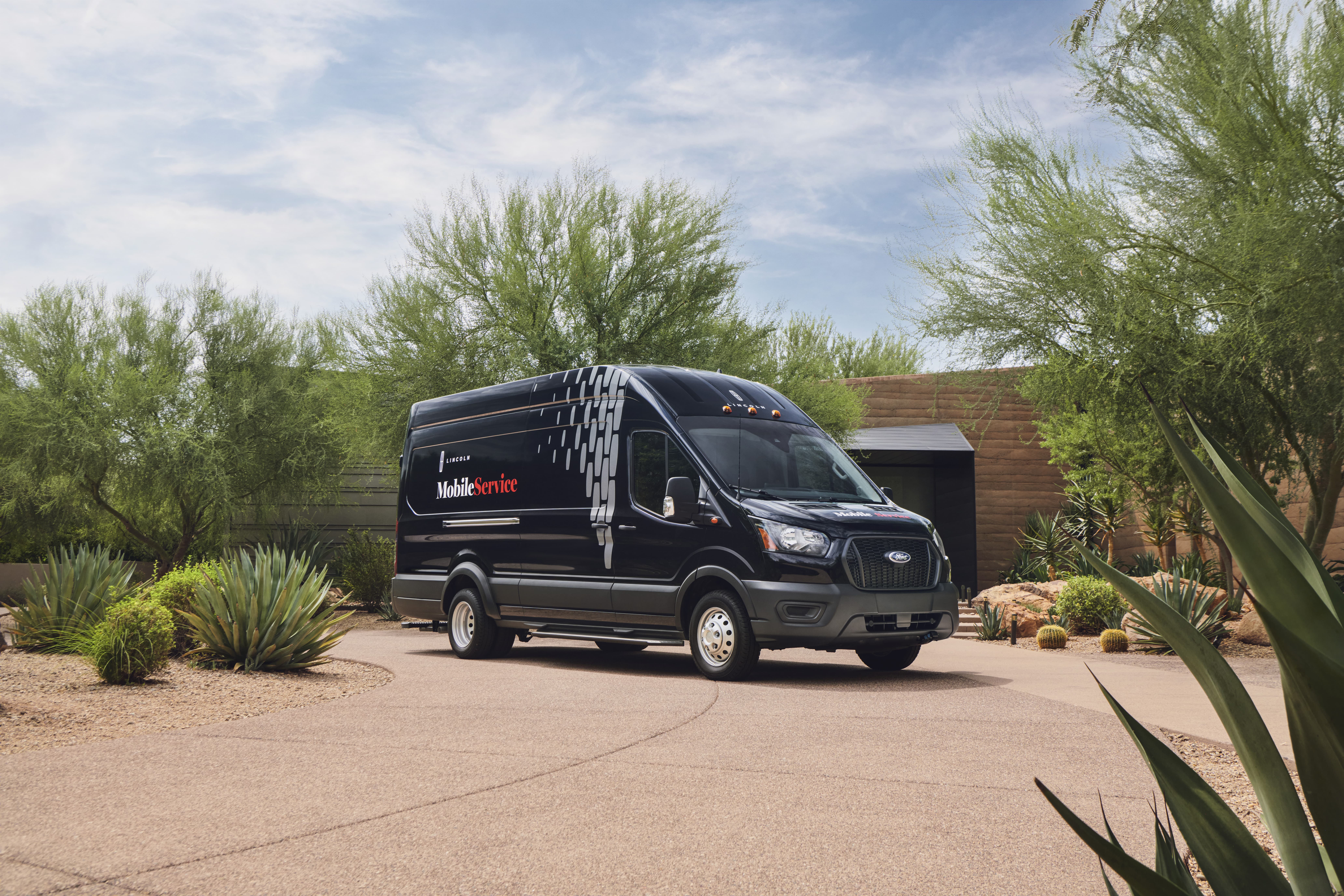 Lincoln Service Van Photo One
